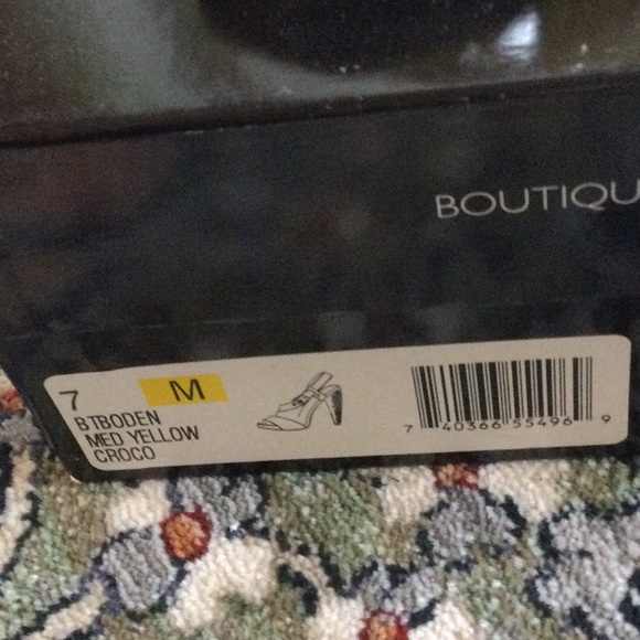 Boutique 9 Yellow Women's Heels - Picture 4 of 7